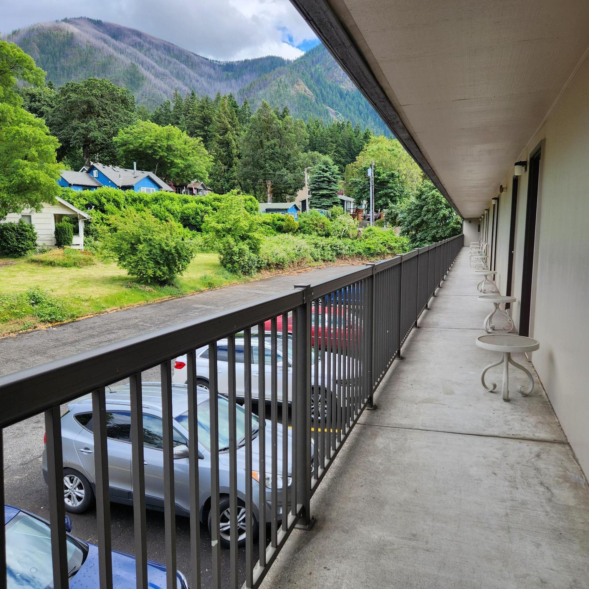 Columbia Gorge Inn Cascade Locks Zewnętrze zdjęcie